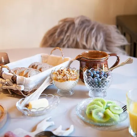 Casa Pasch - Boutique In Cumpadials Bed & Breakfast *
