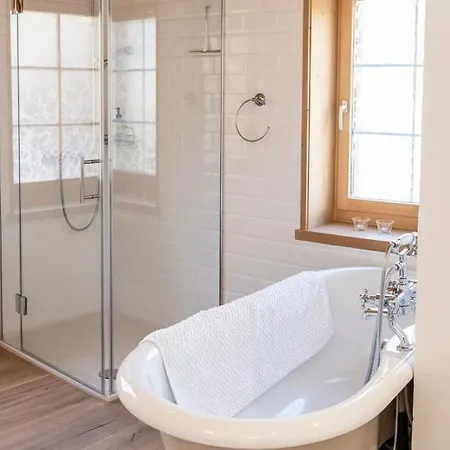 Casa Pasch - Boutique In Cumpadials Bed & Breakfast Sumvitg