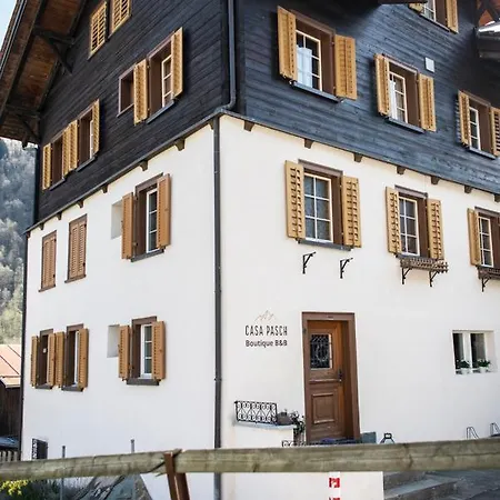 Casa Pasch - Boutique In Cumpadials Bed & Breakfast