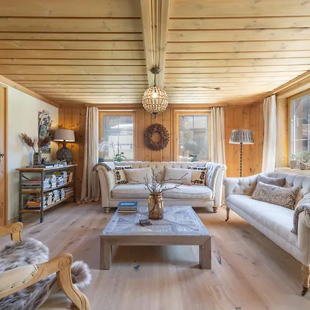 Casa Pasch - Boutique In Cumpadials Bed & Breakfast *