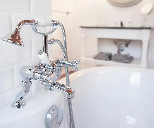 Alojamento de Acomodação e Pequeno-almoço Casa Pasch - Boutique In Cumpadials Sumvitg