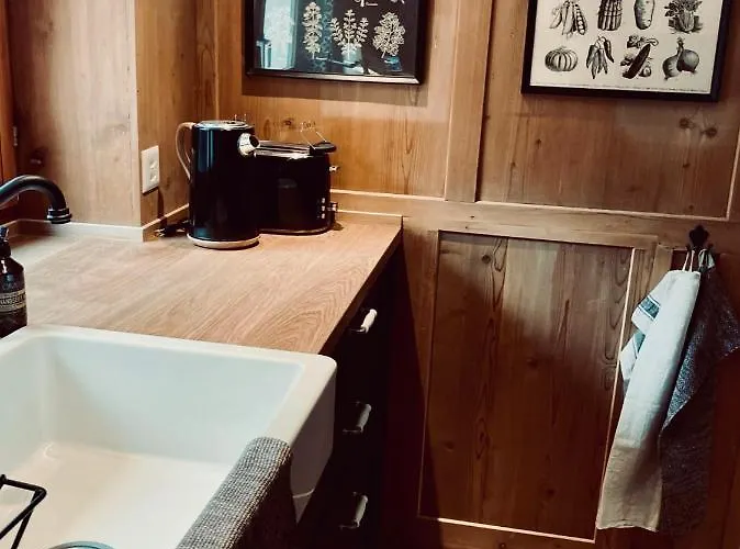 Casa Pasch - Boutique In Cumpadials Frühstückspension Sumvitg