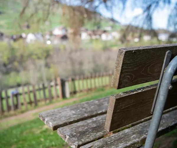 Casa Pasch - Boutique In Cumpadials Frühstückspension