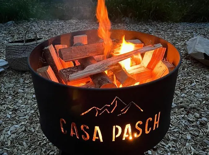 فندق مبيت وإفطار Casa Pasch - Boutique In Cumpadials